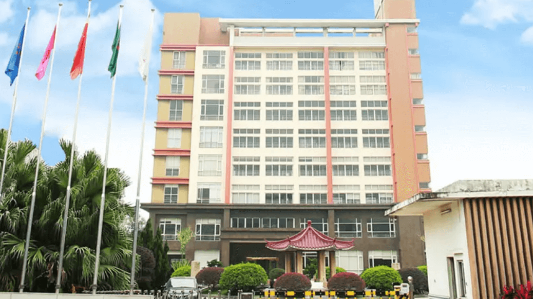 東雄輝市政公用工程有限公司